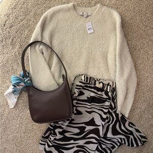 NWT Loft Shimmer Fuzzy Sweater, Light Beige/Cream With Gold Metallic, Medium